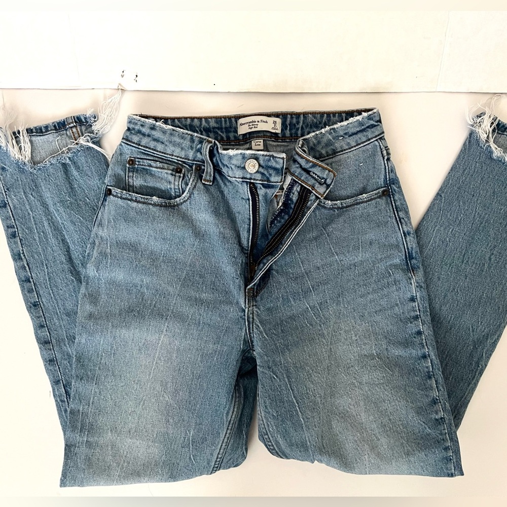 Abercrombie Curve Love High Rise Skinny Jeans size 26